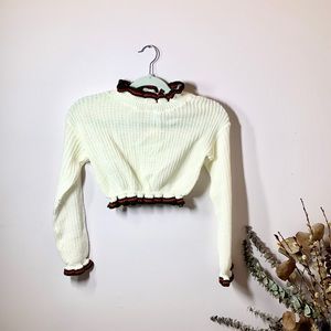 NWT Knitted Ultra Crop Long Sleeved Top